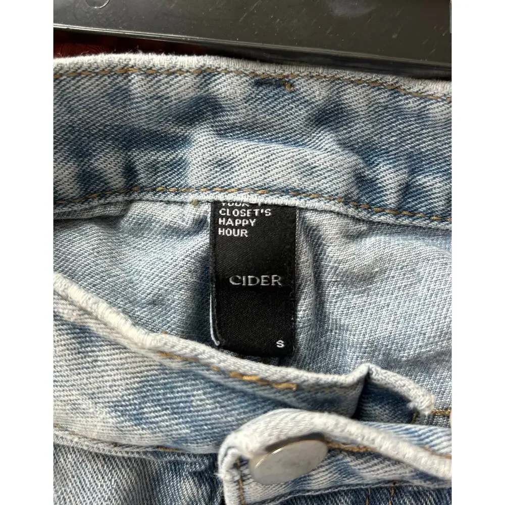Cider | Wide-Leg Distressed Jeans | Size Small - Picture 3 of 3